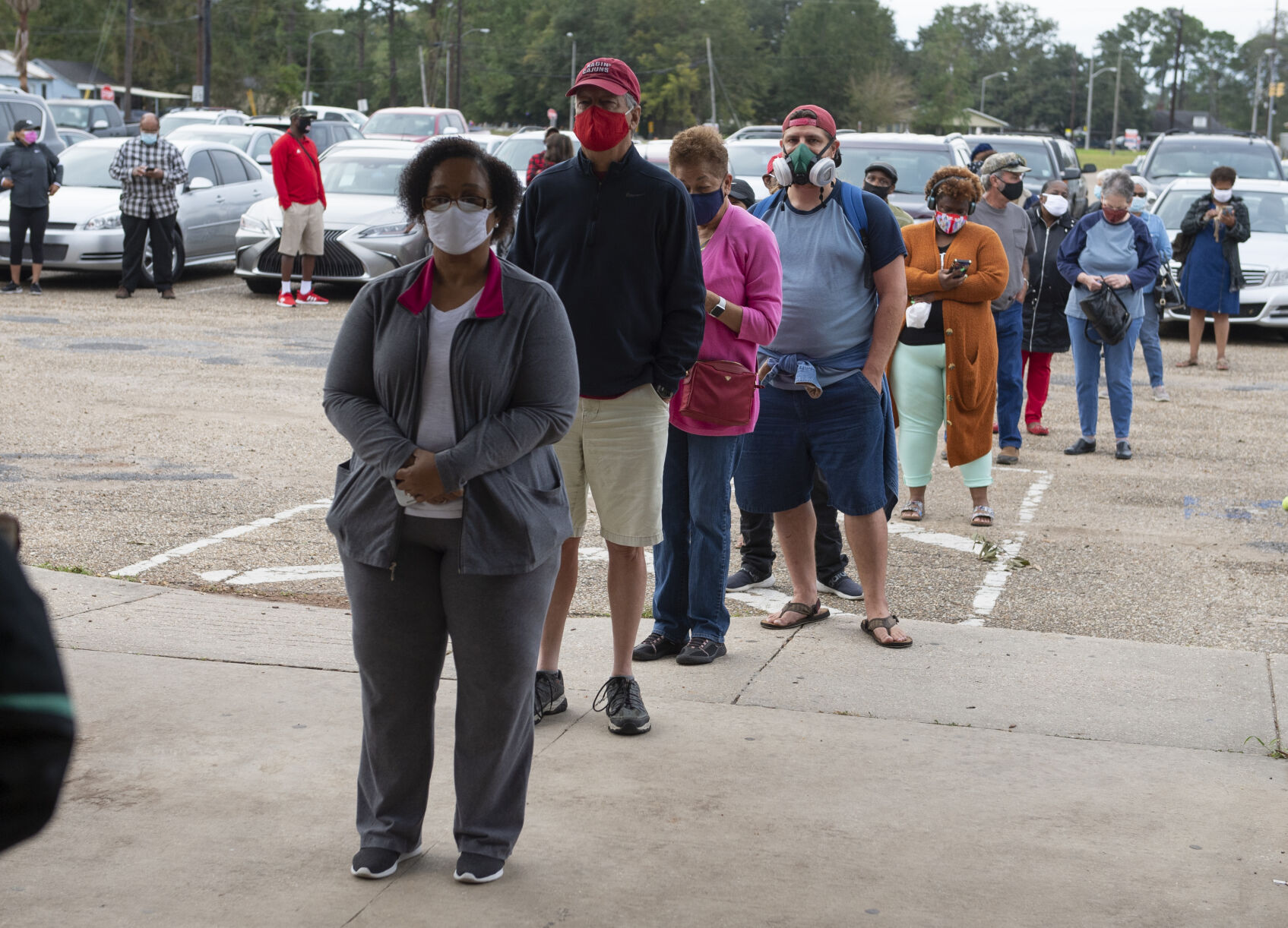 ACA.earlyvoting010.101720.jpg
